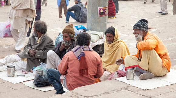 INDIA, On the banks of the Ganges 4057